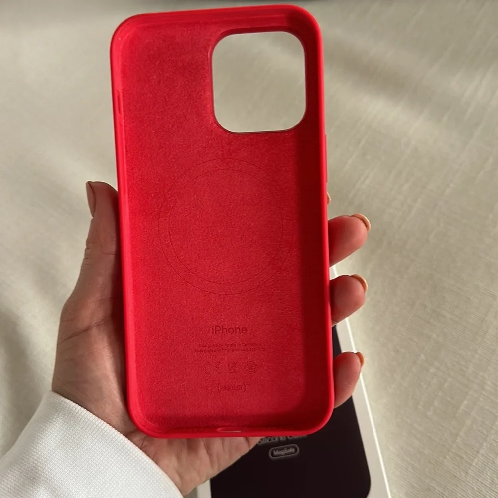 iPhone 14 Pro Max MagSafe cases